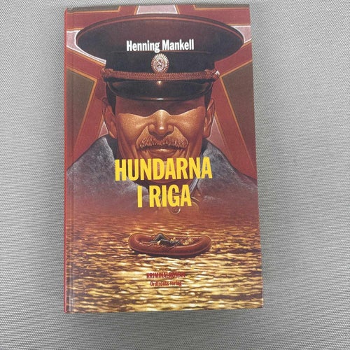 Henning Mankell - Hundarna i Riga - Brandvägg - Pyramiden