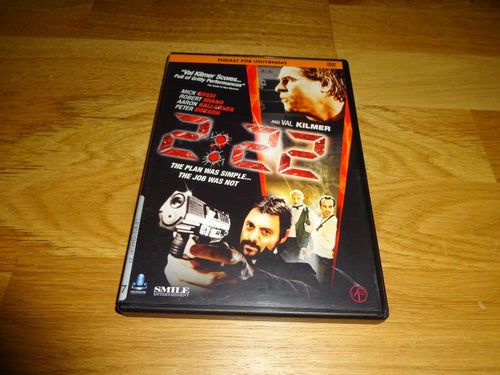 DVD-film: 2:22 (Mick Rossi, Robert Miano)