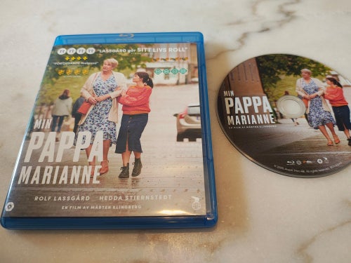 Min pappa Marianne m. Hedda Stiernstedt, Rolf Lassgård och Lena Endre på Blu-ray
