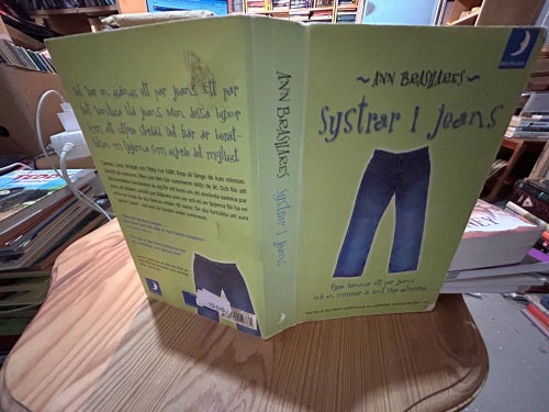 Systrar i jeans av Ann Brashares, Bok, Lässkick