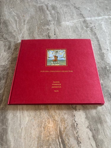 Svenska Frimärken Berättar - Årsbok 90/91
