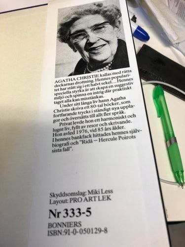 AGATHA CRISTIE " MORDET I PRÄSTGÅRDEN" 276 SIDOR