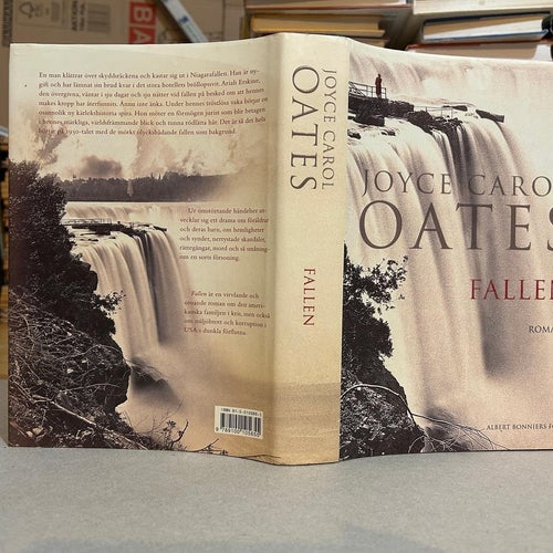 Fallen av Joyce Carol Oates. Bok. Very Fine plus