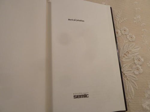 MORD PÅ JULNATTAN, A. DAHL & ..., 2013,  BÖCKER