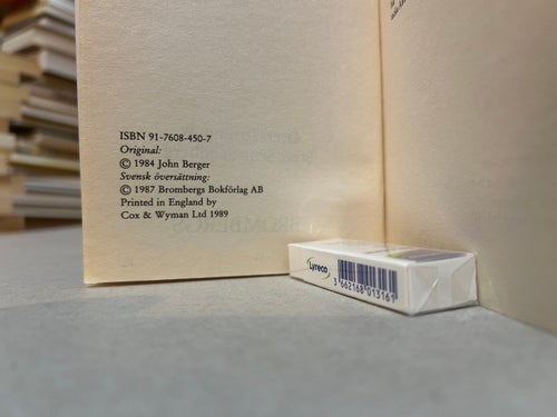 Och likt fotografier min älskade, våra ansikten snabbt förbleknar av John Berger