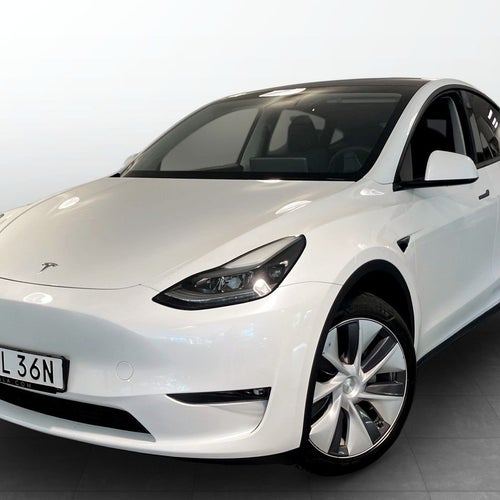 Tesla Model Y Long Range AWD 514HK DRAG KAMERA PANO NAVI MOMS