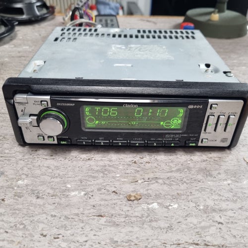 Clarion DXZ558RMP CD/MP3/WMA-mottagare med fjärrkontroll och manual