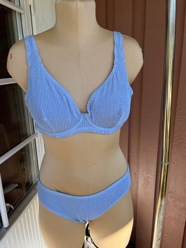 Ljusblå bikini från Ellos, storlek EU 42/44