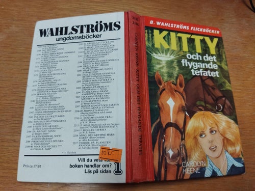 Kitty och det flygande tefatet av Carolyn Keene. bok. Very Fine plus