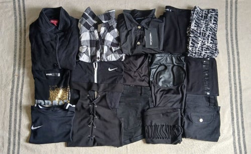 16 plagg Klädpaket Svart, Vit Strl 36/S. Nike, H&M, Nelly, prettylittlething