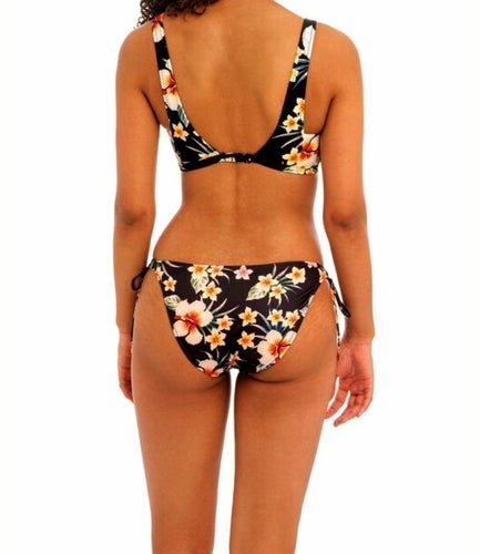 Ny bikini Freya S lappar kvar ny med tags