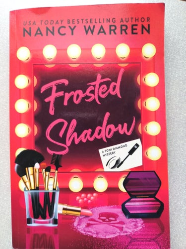 Frosted Shadow av Nancy Warren, 2011