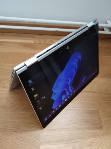 HP EliteBook x360 1030 G2 i5-7200U 8GBRAM 256GB SSD Face ID, Fingeravtryckläsare