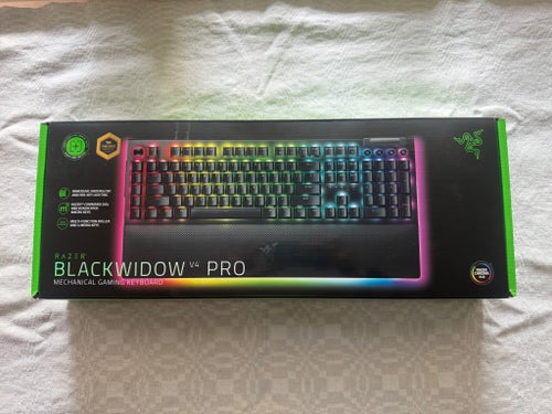 Razer BlackWidow V4 Pro Mekaniskt Tangentbord