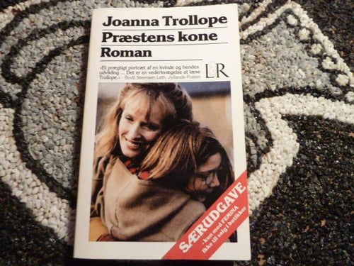 PRÆSTENS KONE, JOANNA TROLLOPE, ROMAN, 2000, BOG, BOK PÅ DANSKA
