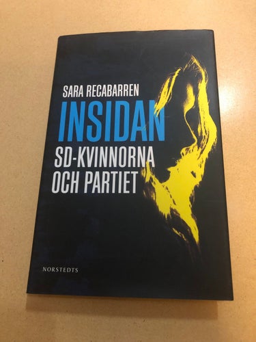 Insidan SD-kvinnorna och partiet / Recabarren, Sara