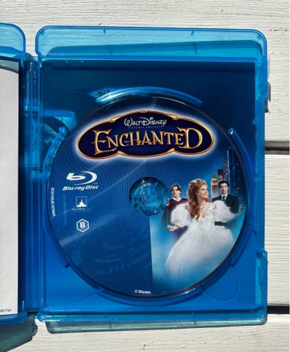 Förtrollad Blu-ray