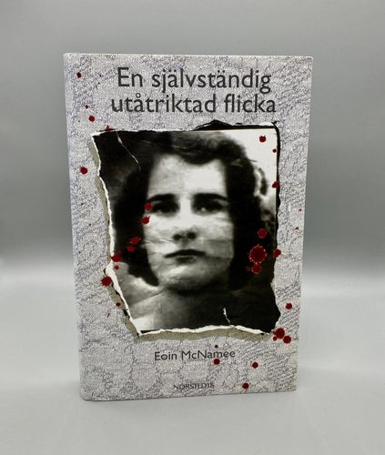 En självständig utåtriktad flicka av Eoin McNamee (Roman)