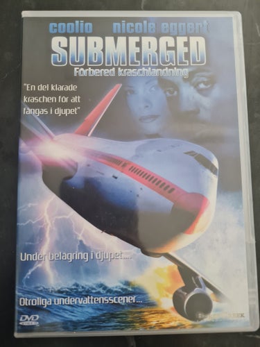 DVD: Submerged (2001) med Coolio och Nicole Eggert