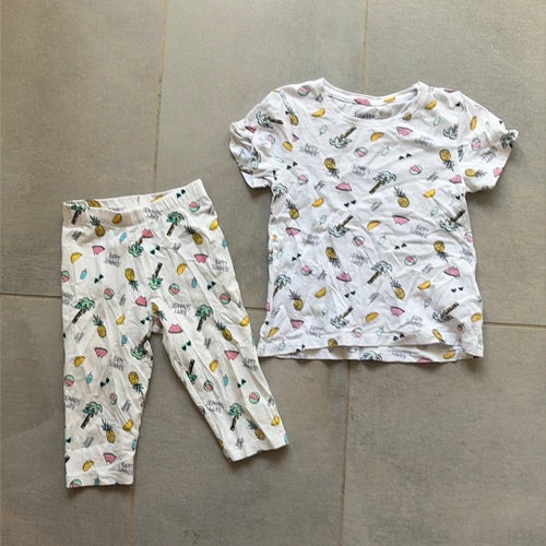 LUPILO - set m. T-shirt & Capri-leggings stl. 110-116