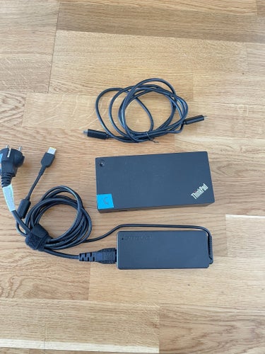 Lenovo ThinkPad USB-C Dockningsstation Typ 40A9 #C