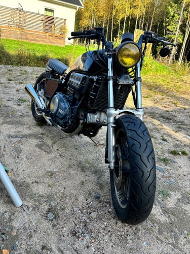 HONDA VF750S RC07