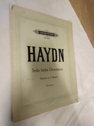 Joseph Haydn: Sechs Leichte Divertimenti Klavier zu 2 Händen, bok. Very Good