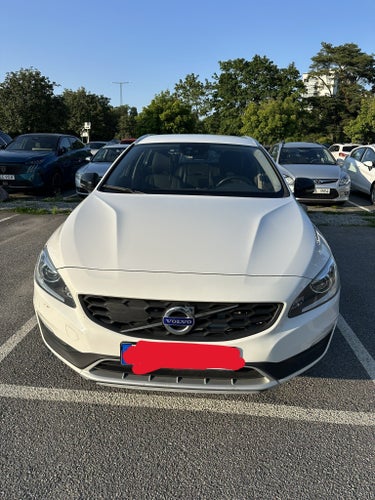 Volvo V60 Cross Country D4 AWD | 2018 | Låg mil | Bes & Service juli |Vinterhjul