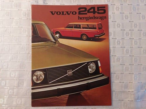 Volvo 245 1975 ..