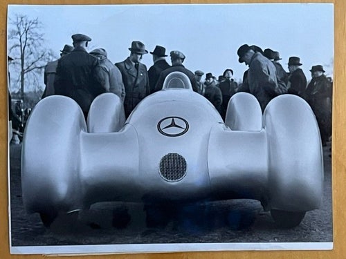 Mercedes-Benz rekordbil fr jan 1939 på autobahn vid Dessau, 3-litersmod ORIGINAL