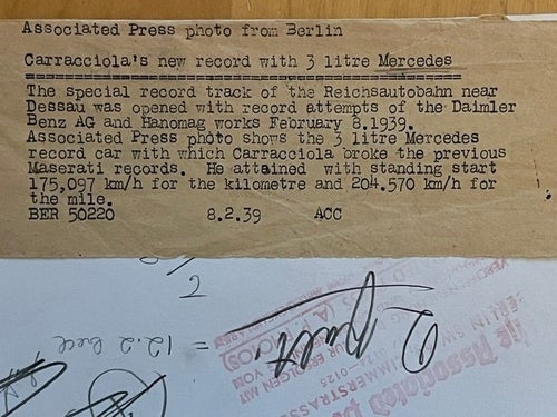Mercedes-Benz rekordbil fr jan 1939 på autobahn vid Dessau, 3-litersmod ORIGINAL
