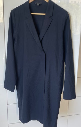 COS mörkblå ullkavaj / blazer storlek 36 – unik med dragkedja