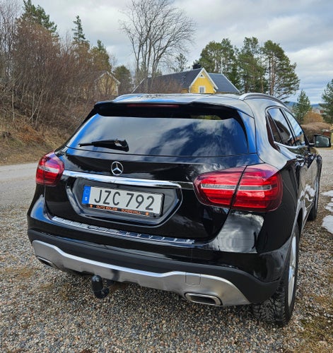 Mercedes-Benz GLA 220 d 4MATIC