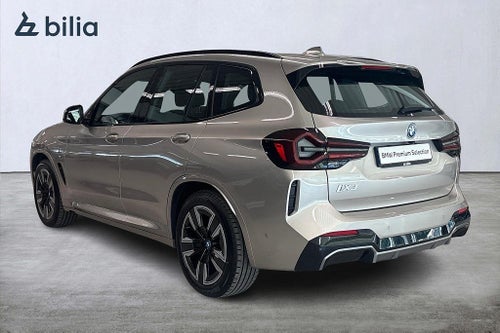 BMW iX3 M-Sport | Aktiv farth. | Adaptiva LED | Taklucka