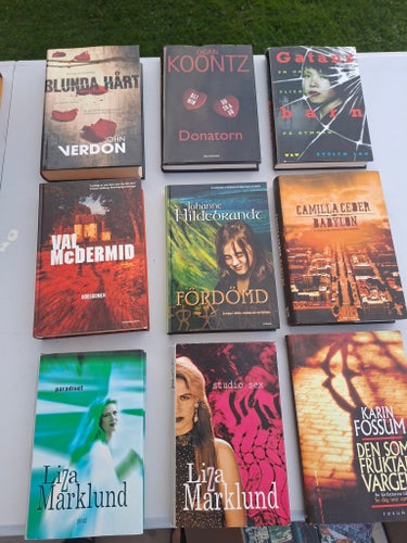 54 inbundna böcker – Stor samling deckare, thrillers & romaner
