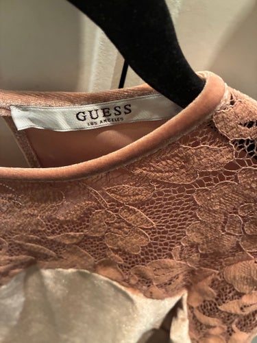 Guess rosa blus