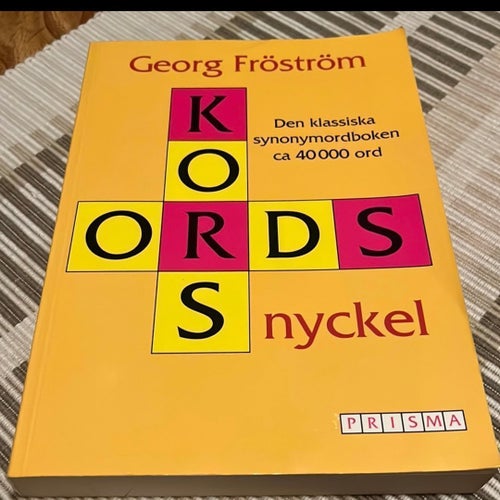 Korsordsnyckel av Georg Fröström, 2001