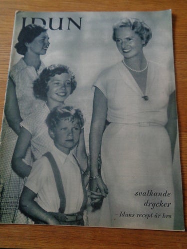 Idun nr28 1953 kungligt Sibylla, Prinsessan Désirée, Christina,Carl Gustaf omsl