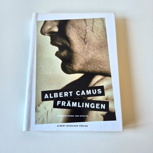 Albert Camus - Främlingen
