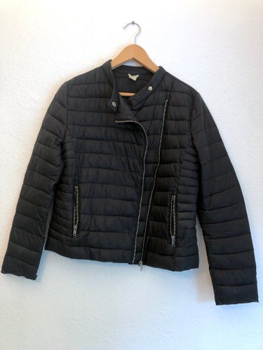 Lättviktsjacka från Forever 21, storlek L