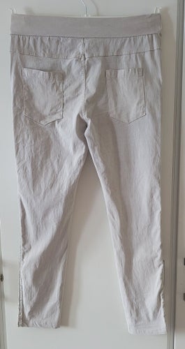 Beige stretchbyyxor, storlek L