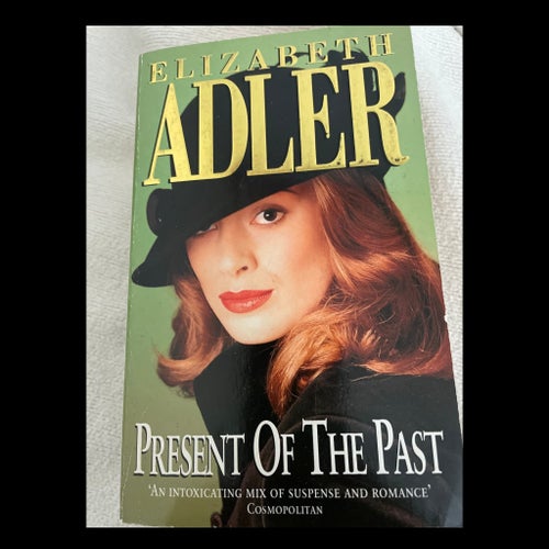 Present Of The Past av Elizabeth Adler