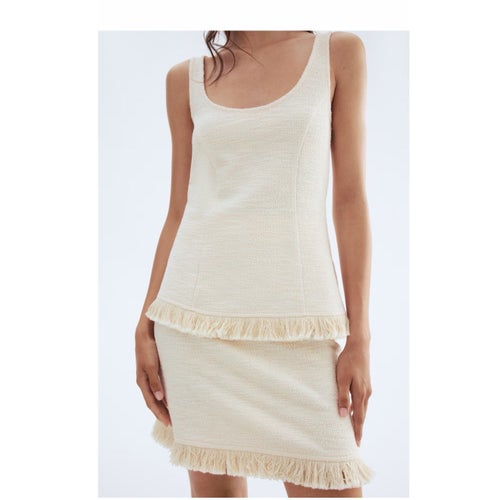 Oanvänd! H&M beige kjol, storlek S