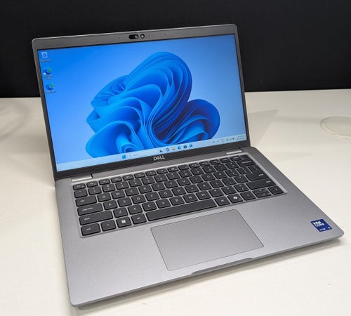 Dell Latitude 5450 14" med Garanti!| intel Core 5 Ultra | 16GB DDR5 | 256GB NVME