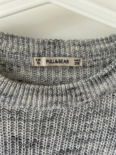 Pull & Bear grå tröja, storlek S