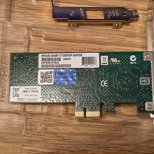Lot of 2 new Intel network cards