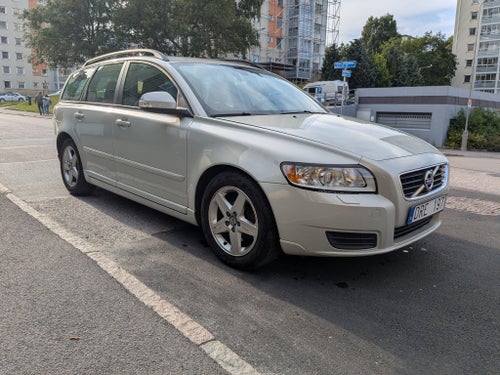 Volvo V50 D2 | Low mileage | Winter wheels