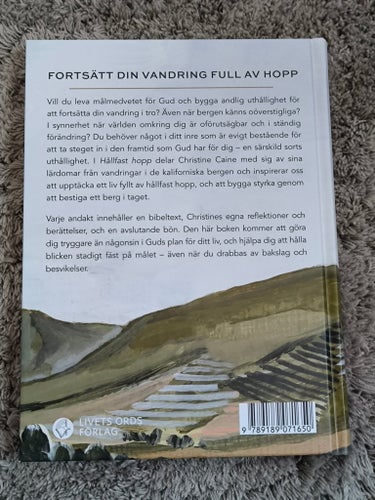 Hållfast Hopp av Christine Caine, 2022