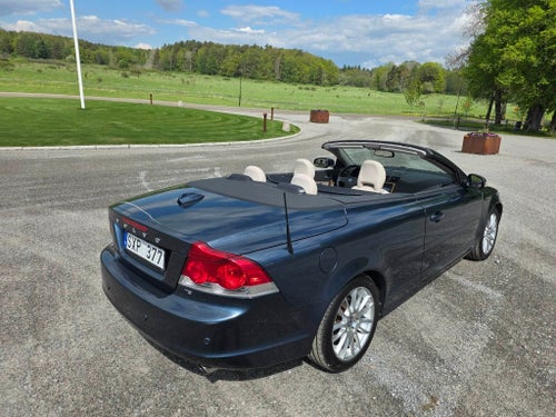 Volvo C70 T5 230HK Summum 1 ägare svensksåld