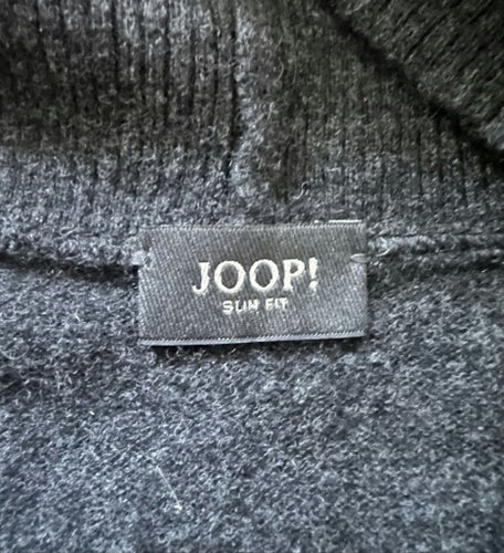 Joop!-ulltröja